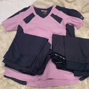 Greys Anatomy medium top (2) large-tall bottoms